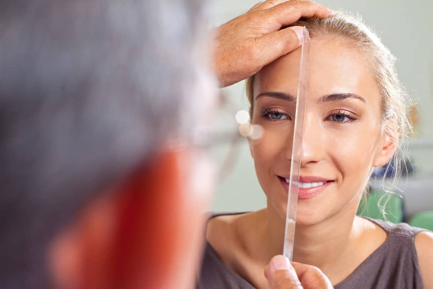 how to choose a plastic surgeon