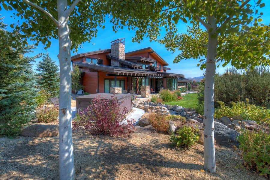 Listing Photos